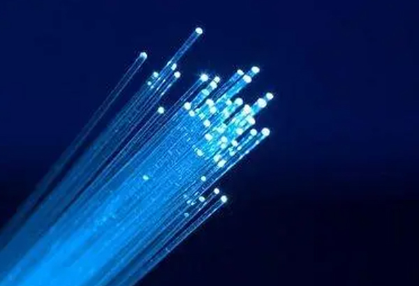 AT&T：到2023年將投資約480億美元，以擴(kuò)大光纖互聯(lián)和5G無線服務(wù)