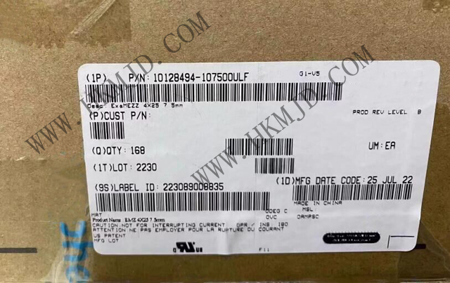 安費(fèi)諾 10128494-107500ULF ExaMEZZ? 夾層式連接器，引領(lǐng)高速連接新時代